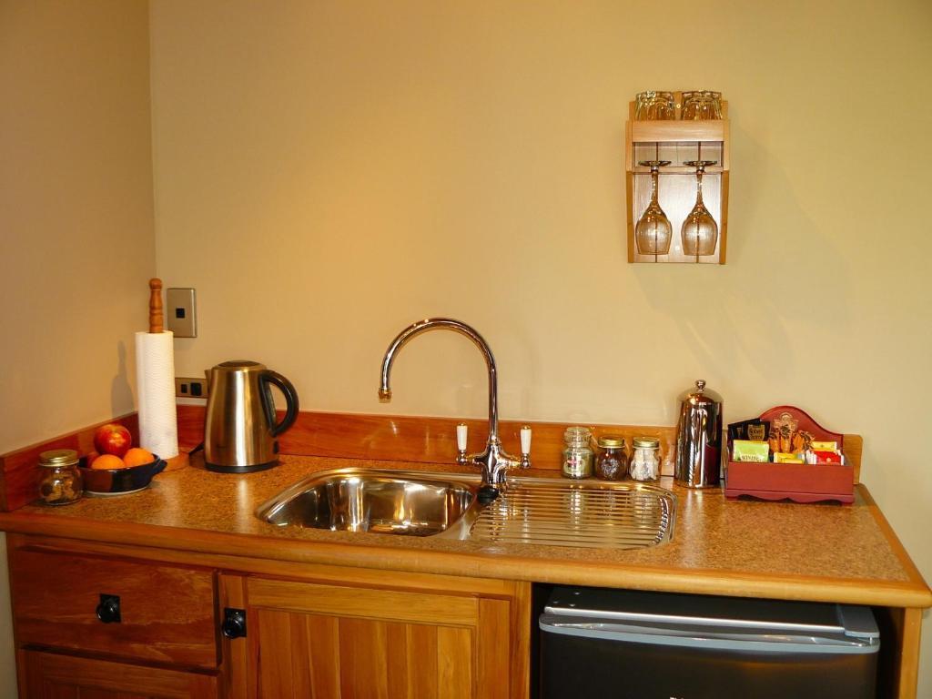 Holly Homestead B&B Franz Josef Room photo